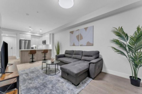 Luxurious Cozy Condo in Langley